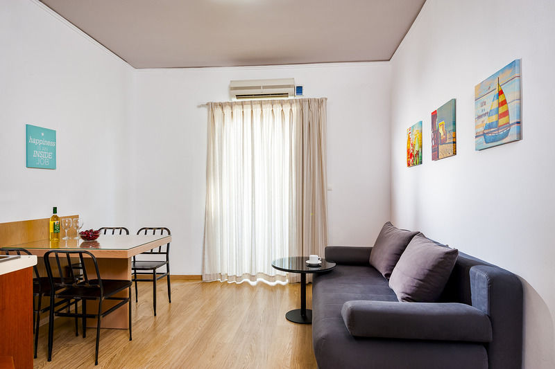 ريثيمنو Elina Hotel Apartments المظهر الخارجي الصورة